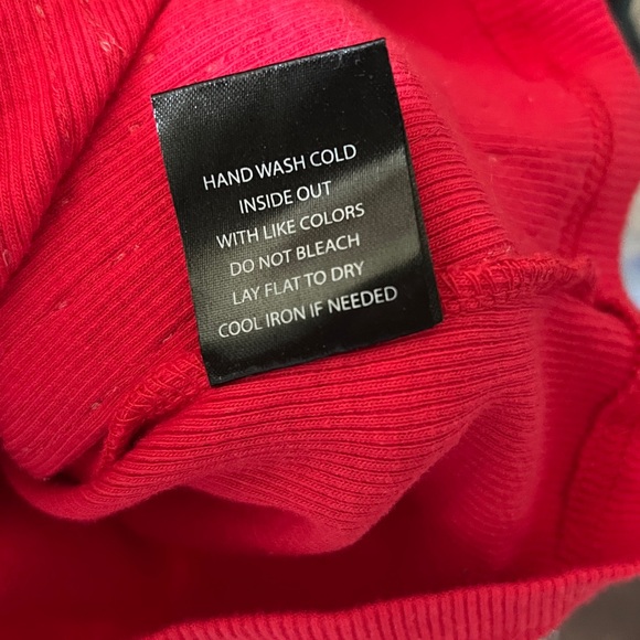 NWT -RED SEQUINS FRONT, SZ-L SLEEVELESS CAMISOLE by SCARLET BLVD - Picture 11 of 11